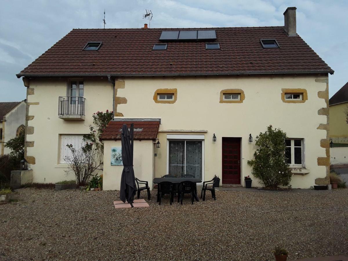 Escampette Hotel Saint-Aubin-en-Charollais Buitenkant foto
